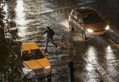 رگبار باران و رعد و برق در این ۵ استان/ شمال گرم می‌شود