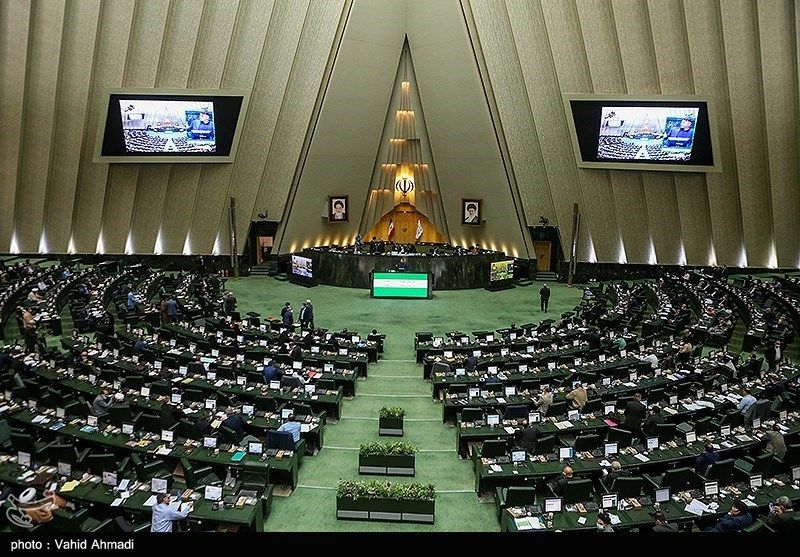 موافقت مجلس با بازگشت زندانی‌ها به کشور